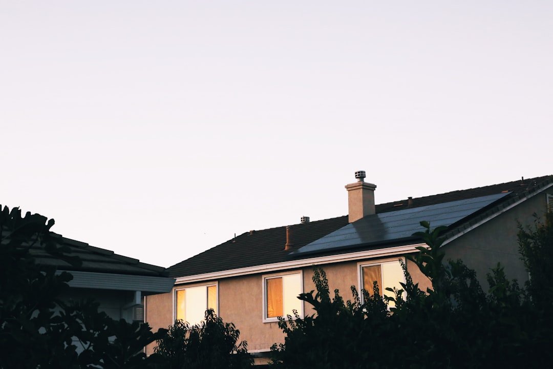 Services brown-and-white-concrete-house-milvcv21w1s